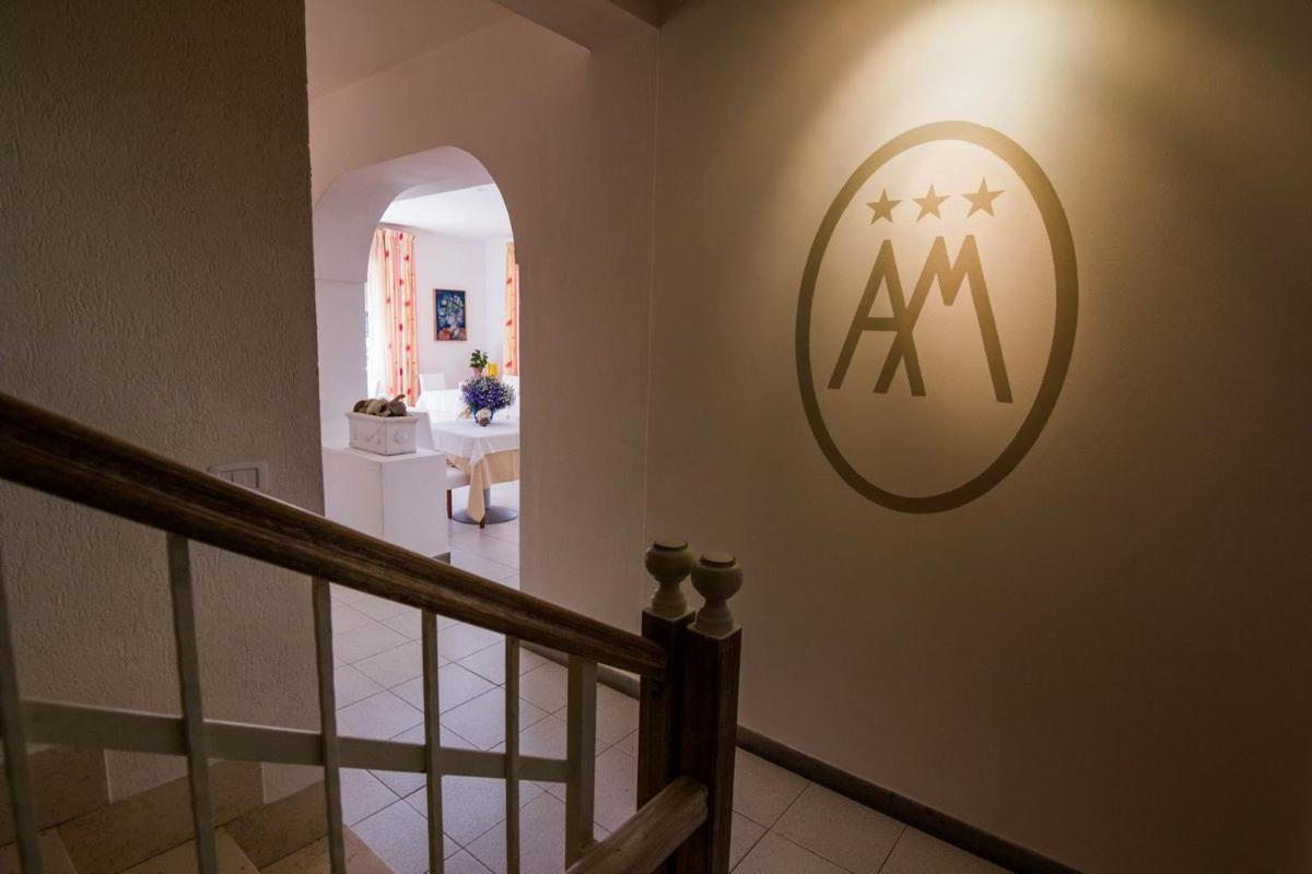Hotel Mirella カスティリオーネ・デッラ・ペスカーイア エクステリア 写真